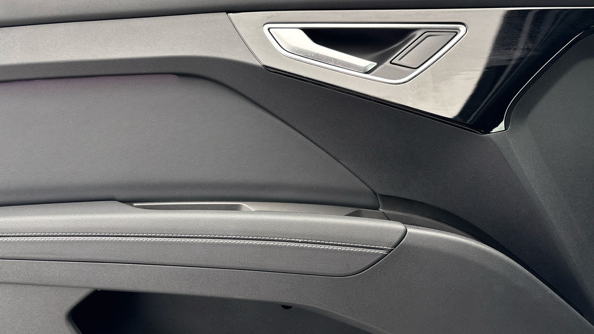 Used Audi Q4 e-tron 2024 for sale - 77921043: Photo 19