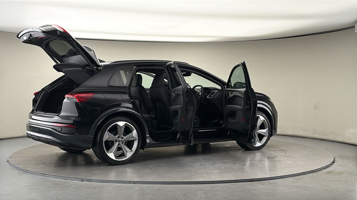 Used Audi Q4 e-tron 2024 for sale - 77921043: Photo 57