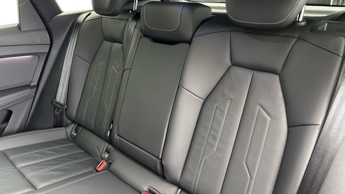 Used Audi Q4 e-tron 2024 for sale - 77921043: Photo 8