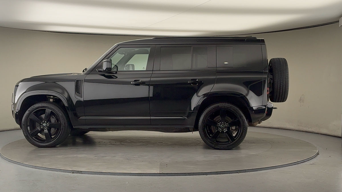 Used Land Rover Defender 110 2023 for sale - 76924155: Photo 27