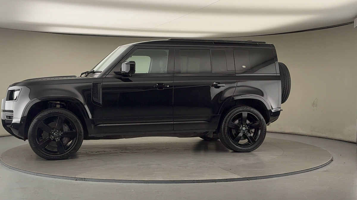 Used Land Rover Defender 110 2023 for sale - 76924155: Photo 28