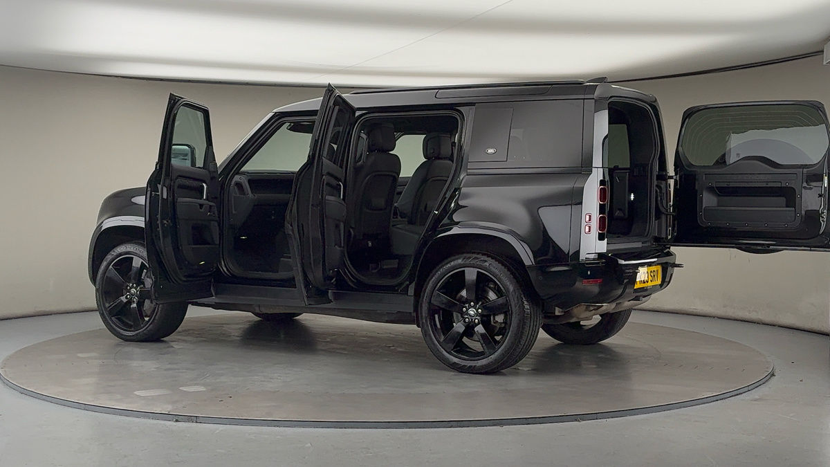 Used Land Rover Defender 110 2023 for sale - 76924155: Photo 45