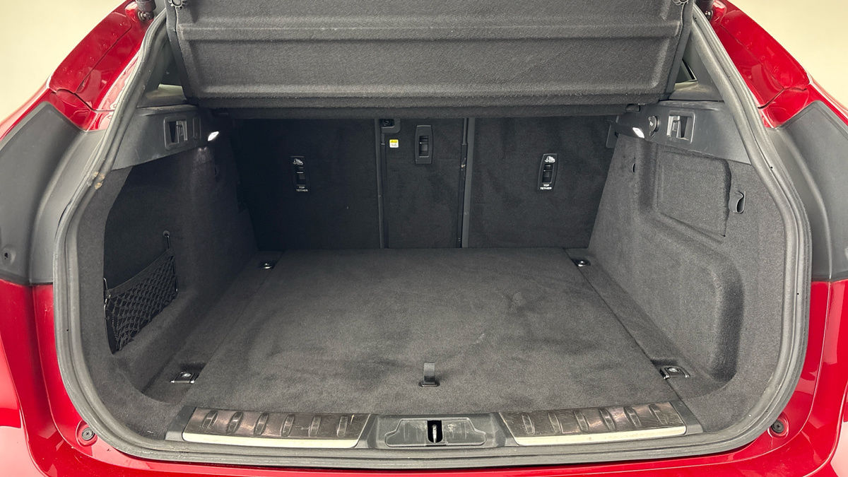 Used Jaguar F-Pace 2021 for sale - 76605402: Photo 11