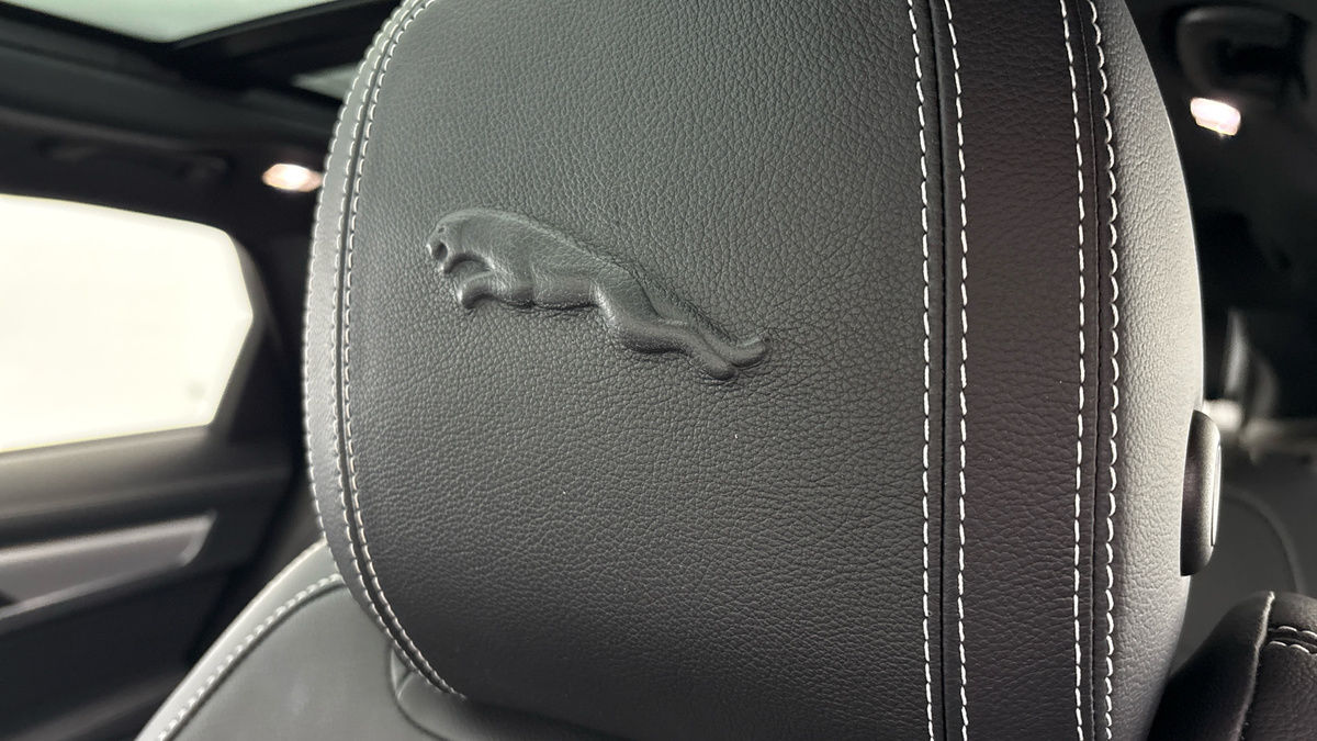 Used Jaguar F-Pace 2021 for sale - 76605402: Photo 25