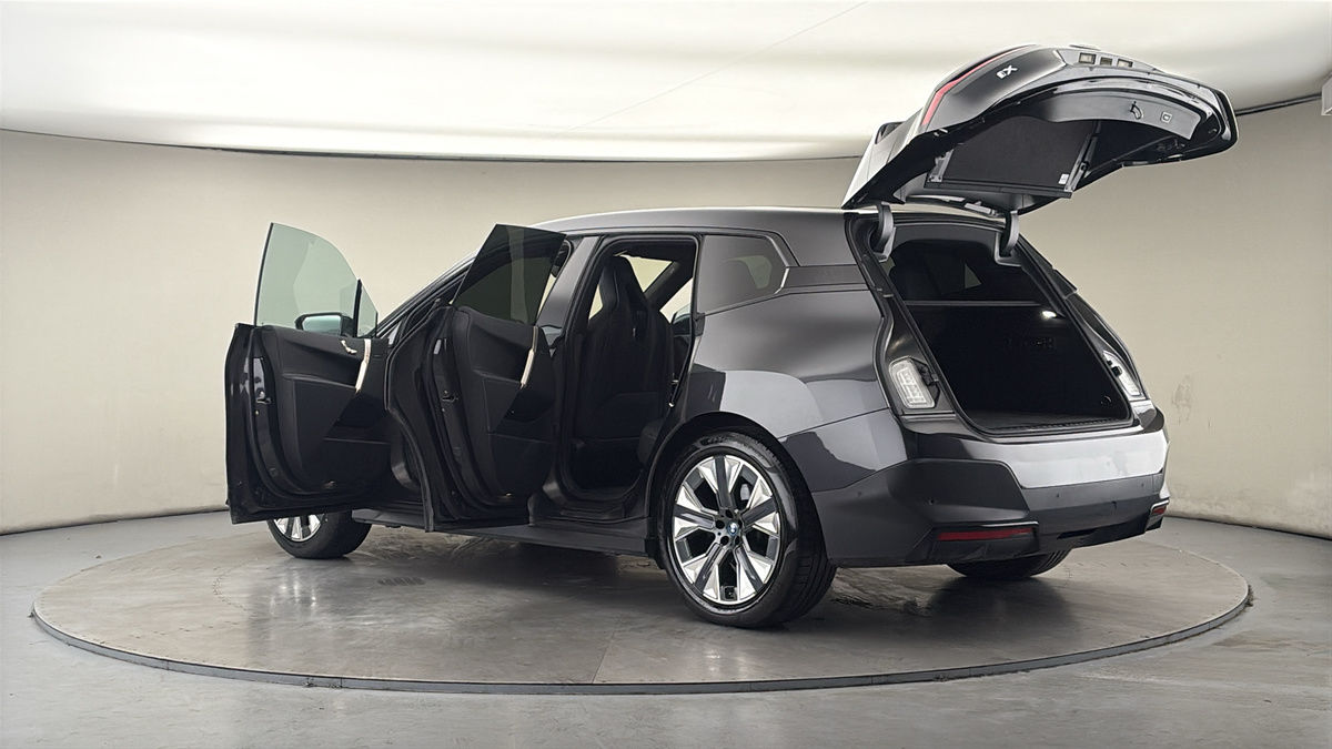 Used BMW iX 2022 for sale - 77821829: Photo 45