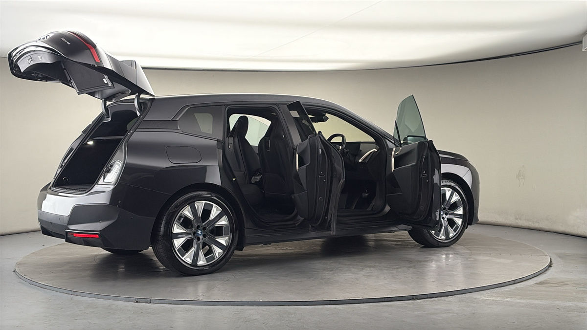 Used BMW iX 2022 for sale - 77821829: Photo 59