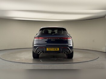 Used Porsche Macan 2021 for sale - 76974110: Photo