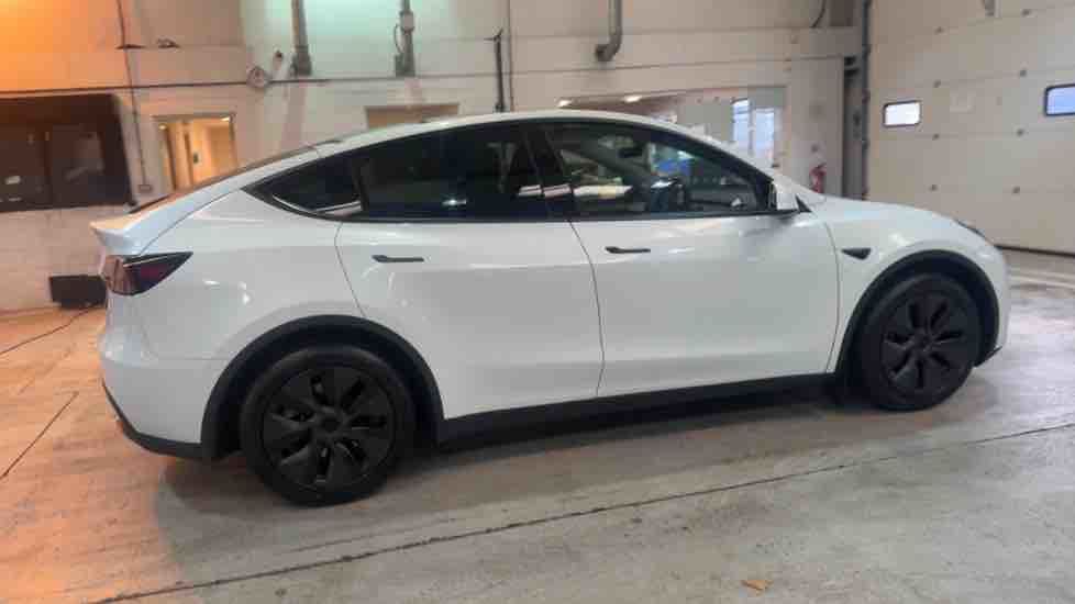 Used Tesla Model Y 2025 for sale - 77038672: Photo 82