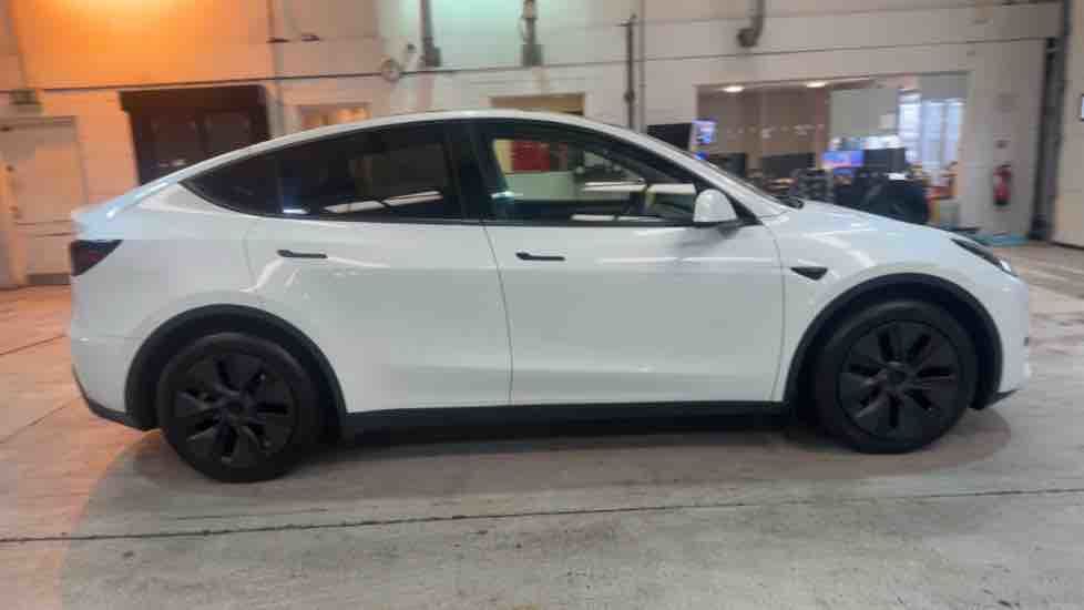 Used Tesla Model Y 2025 for sale - 77038672: Photo 94