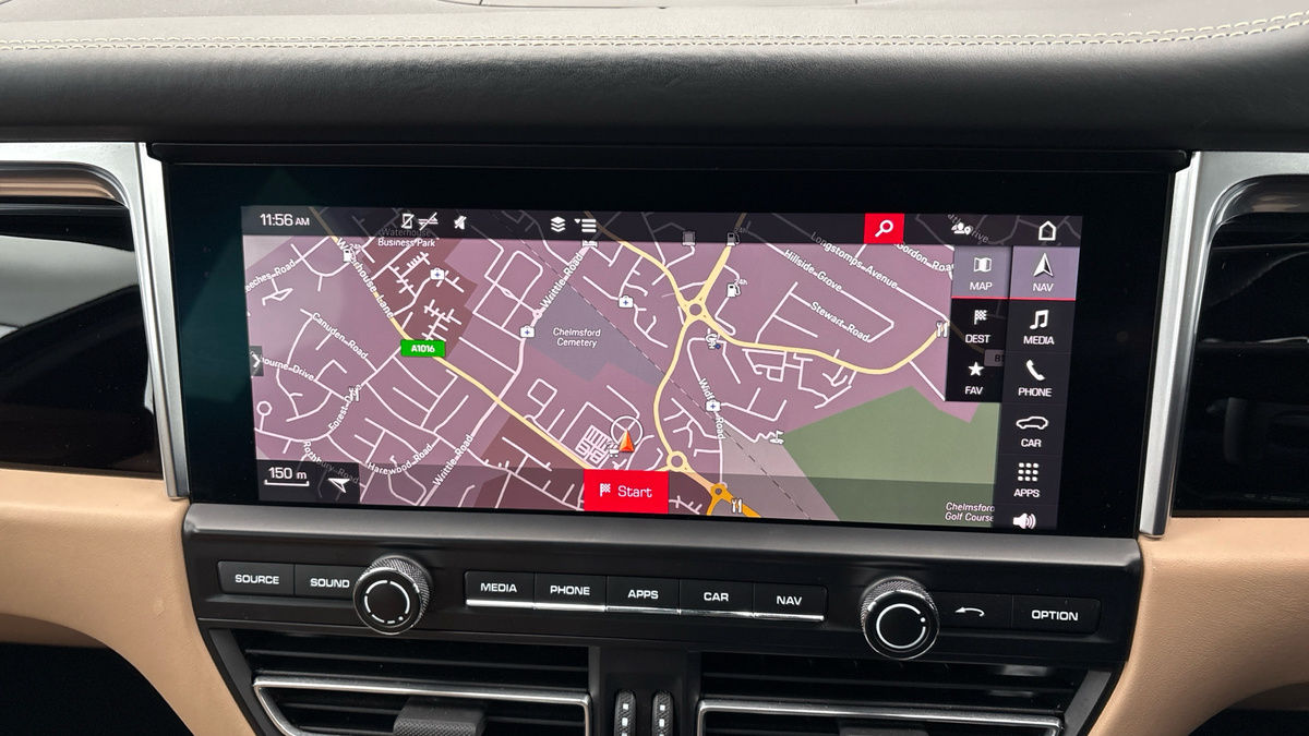 Used Porsche Macan 2021 for sale - 77213264: Photo 17