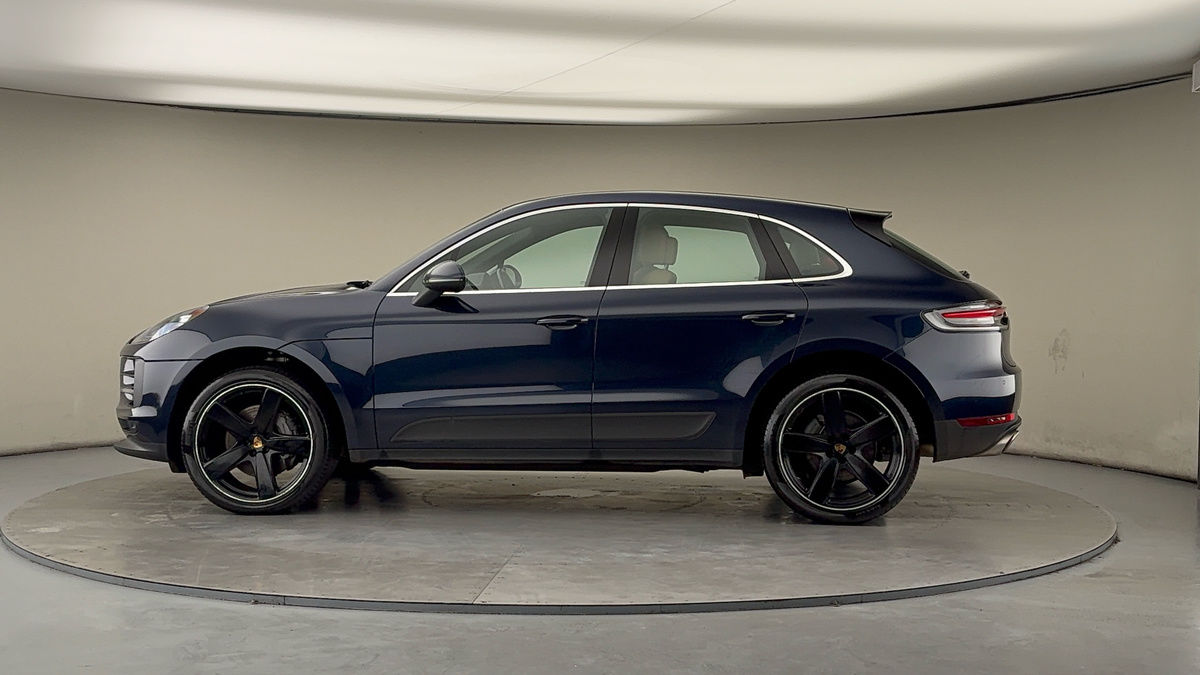 Used Porsche Macan 2021 for sale - 77213264: Photo 27