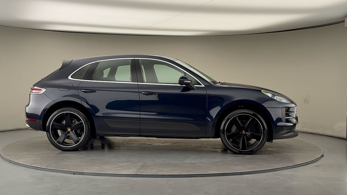 Used Porsche Macan 2021 for sale - 77213264: Photo 36