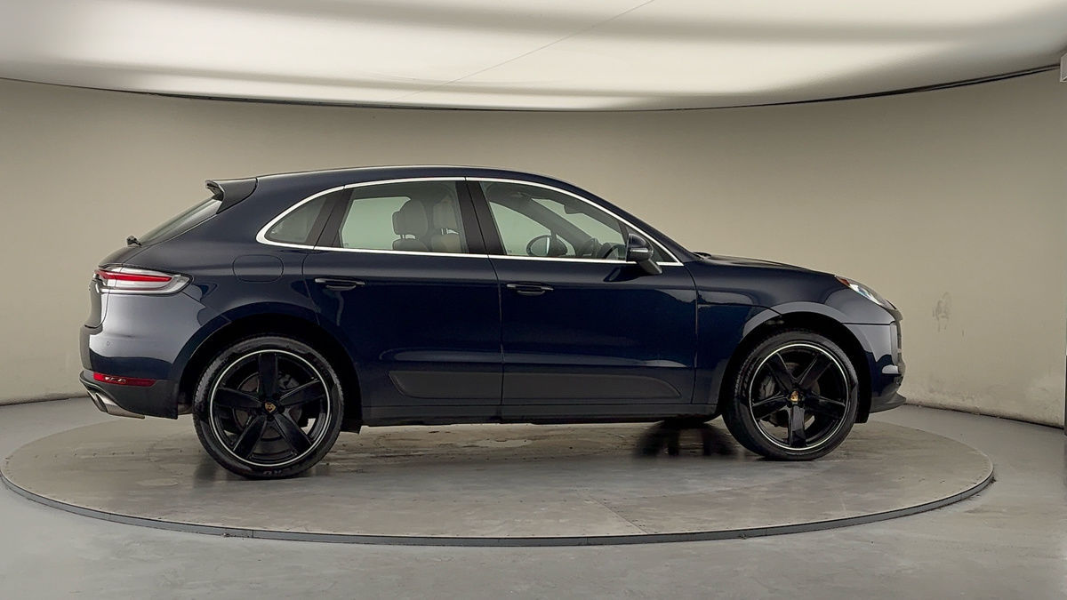 Used Porsche Macan 2021 for sale - 77213264: Photo 37