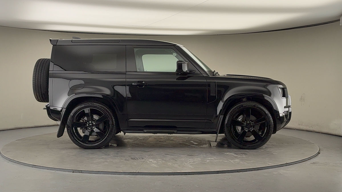 Used Land Rover Defender 2025 for sale - 77437959: Photo 16