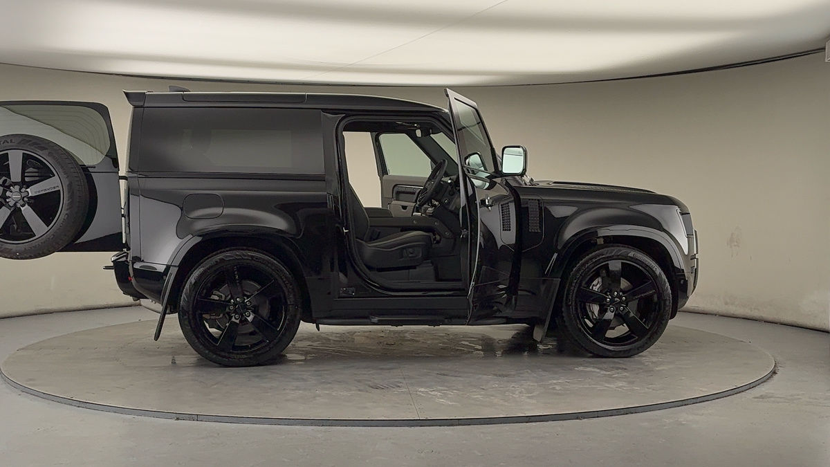 Used Land Rover Defender 2025 for sale - 77437959: Photo 58