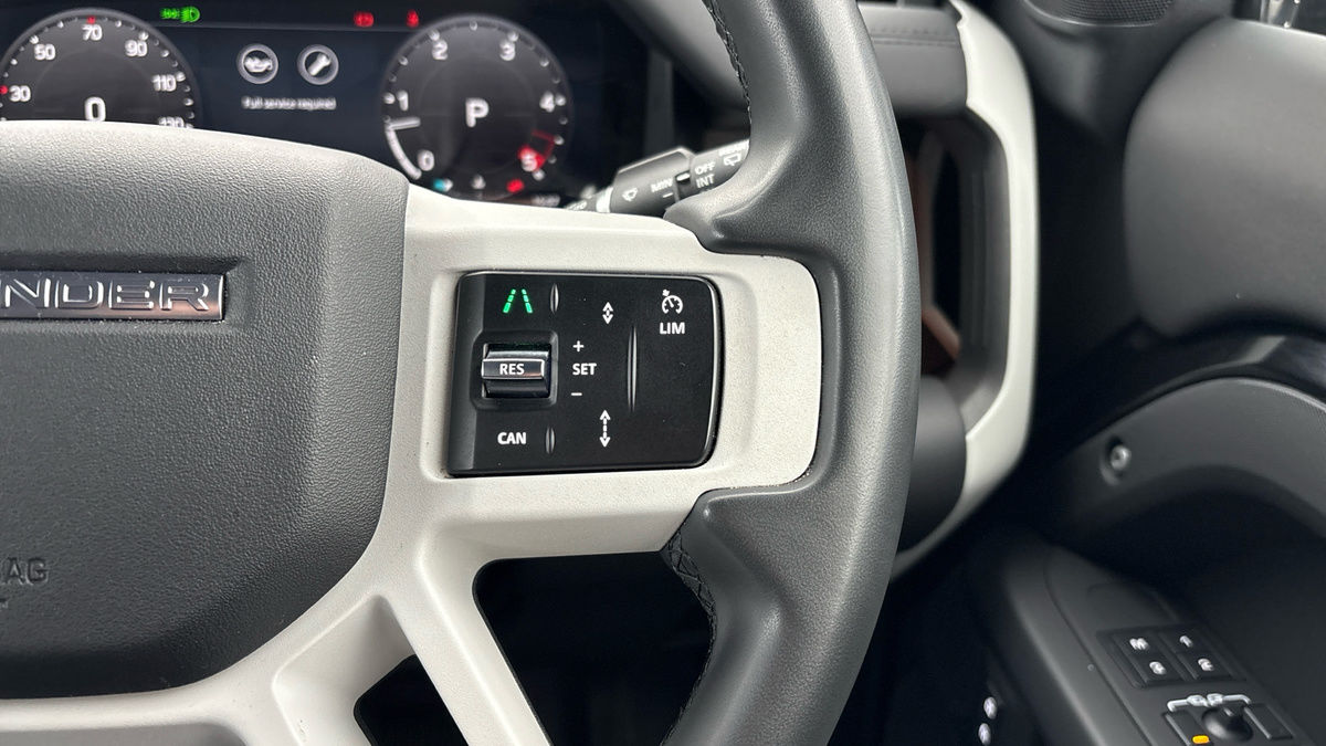 Used Land Rover Defender 2024 for sale - 77735426: Photo 14