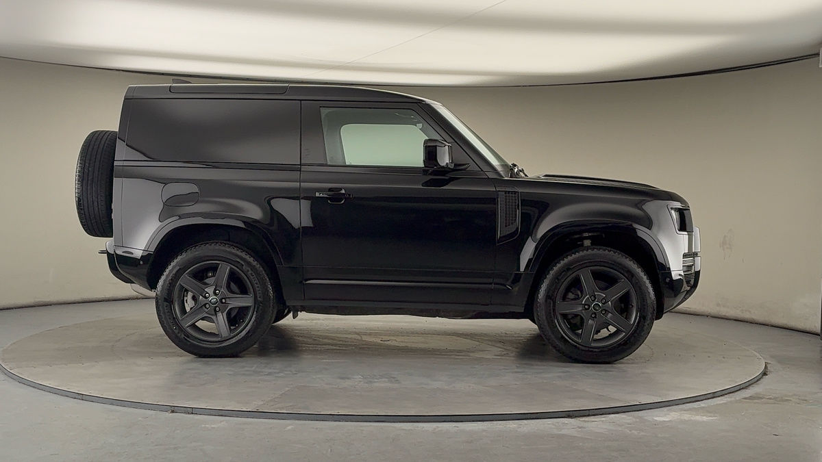 Used Land Rover Defender 2024 for sale - 77735426: Photo 16