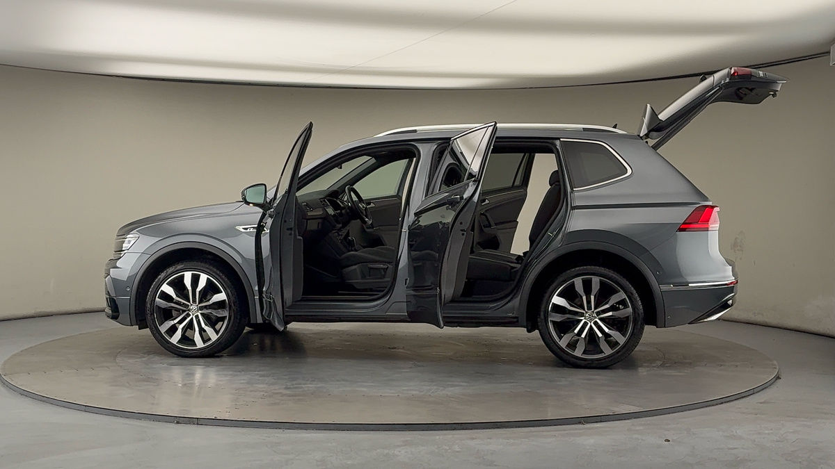 Used Volkswagen Tiguan Allspace 2020 for sale - 76821422: Photo 48