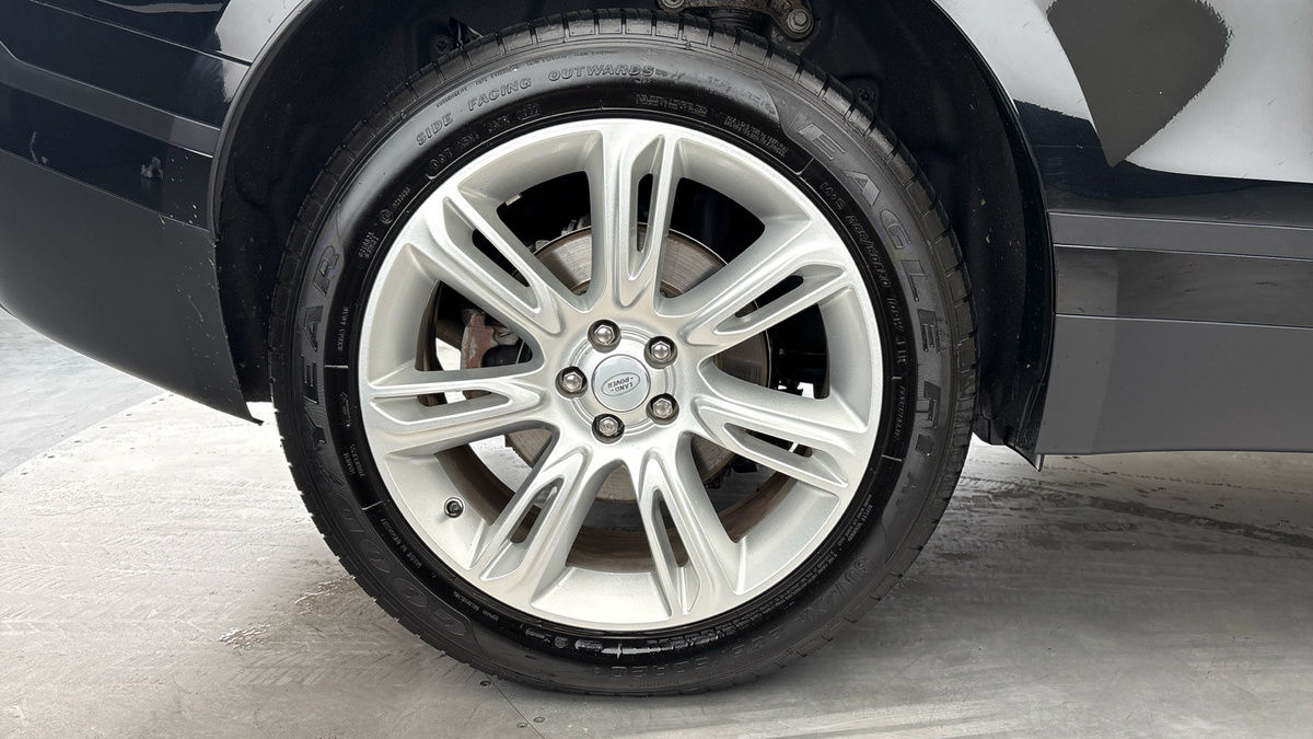 Used Land Rover Range Rover Velar 2022 for sale - 76292315: Photo 10