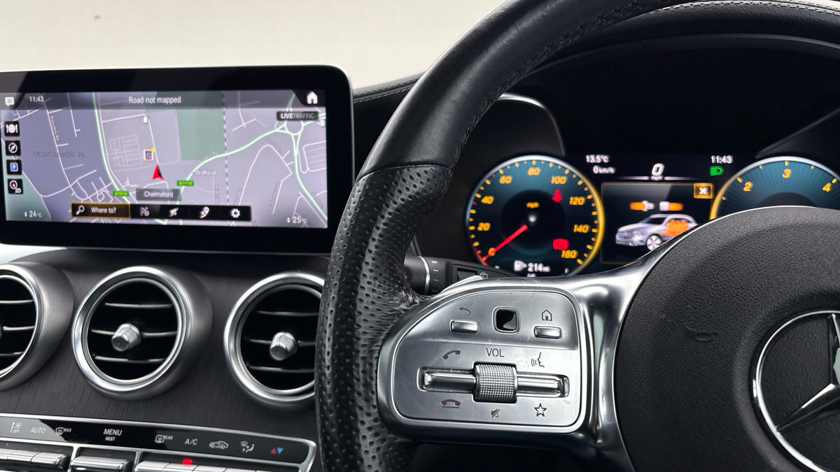 Used Mercedes-Benz GLC 2021 for sale - 77880815: Photo 13