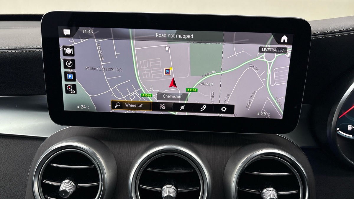 Used Mercedes-Benz GLC 2021 for sale - 77880815: Photo 17