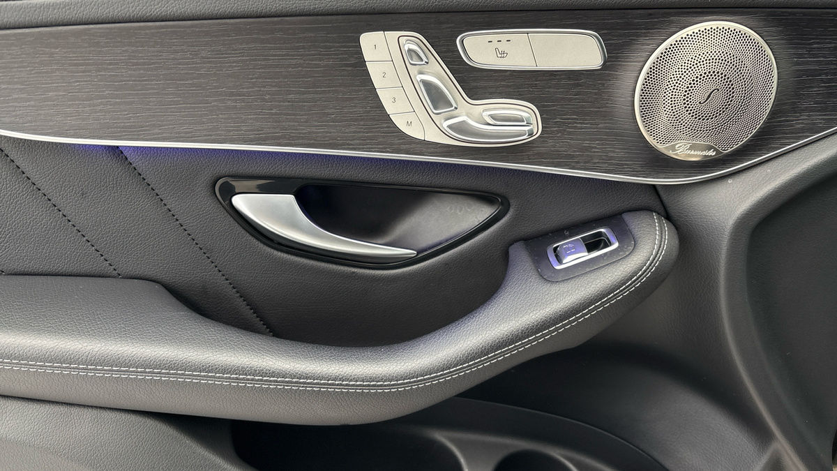 Used Mercedes-Benz GLC 2021 for sale - 77880815: Photo 19