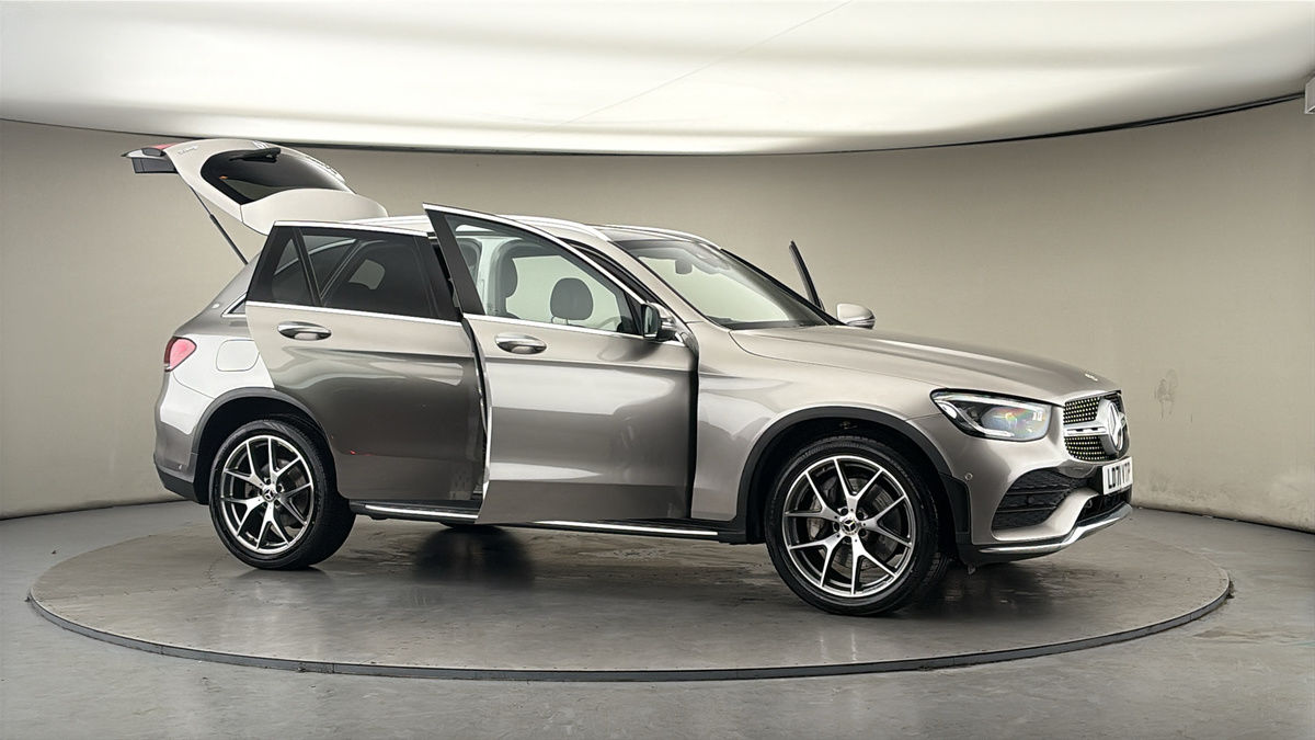 Used Mercedes-Benz GLC 2021 for sale - 77880815: Photo 54