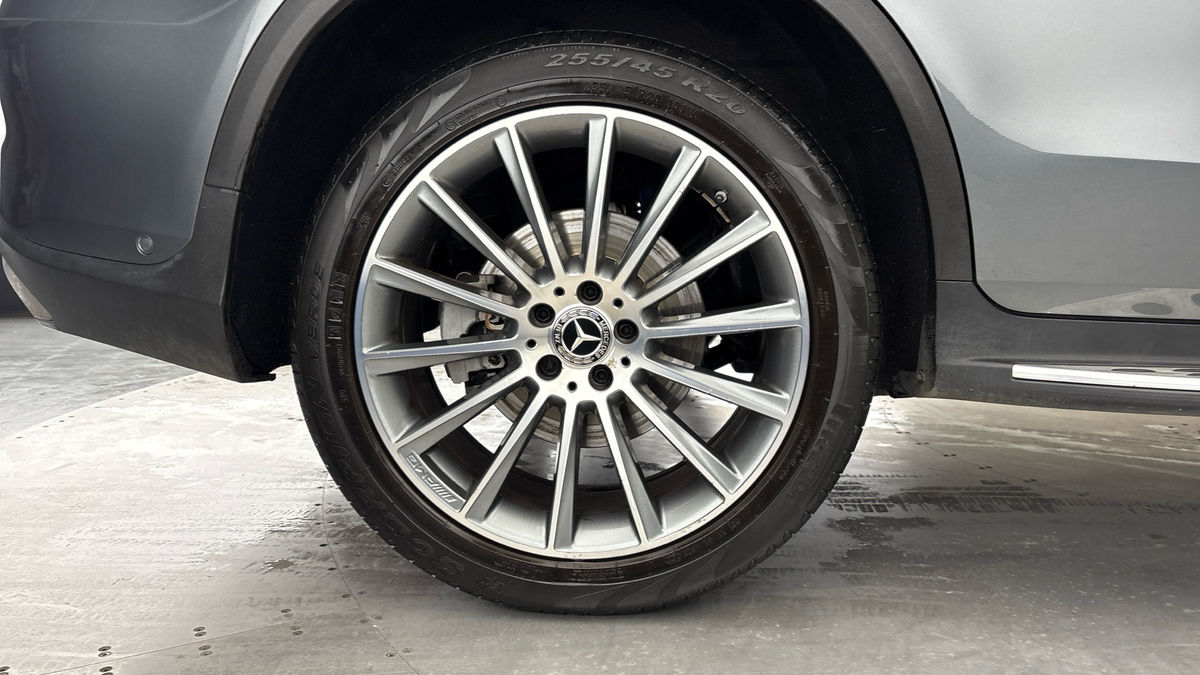 Used Mercedes-Benz GLC 2020 for sale - 77668169: Photo 10