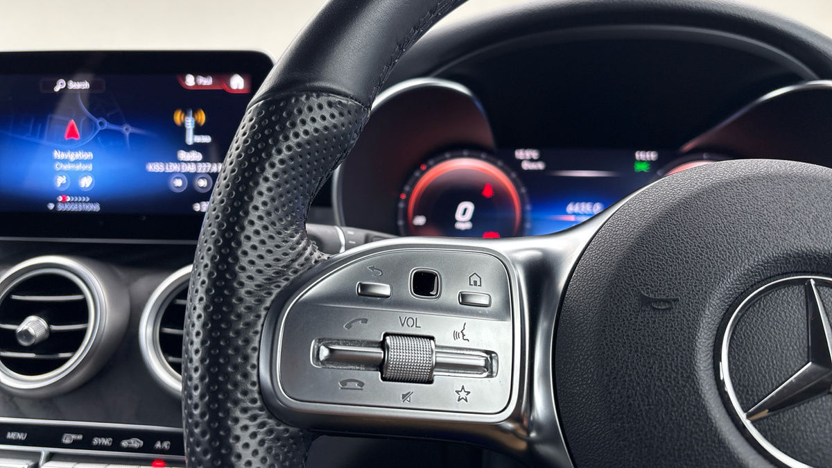 Used Mercedes-Benz GLC 2020 for sale - 77668169: Photo 13