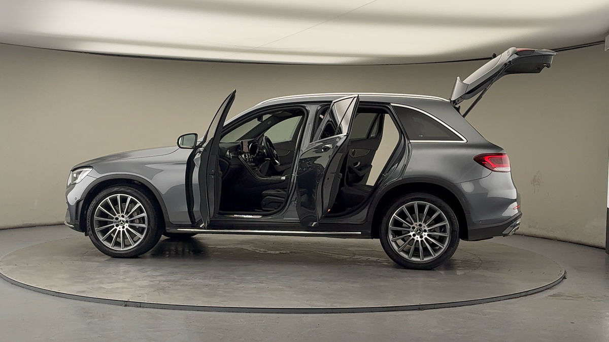 Used Mercedes-Benz GLC 2020 for sale - 77668169: Photo 46