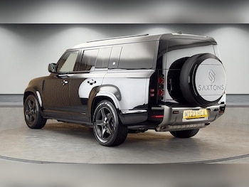 Used Land Rover Defender 130 2023 for sale - 78583875: Photo