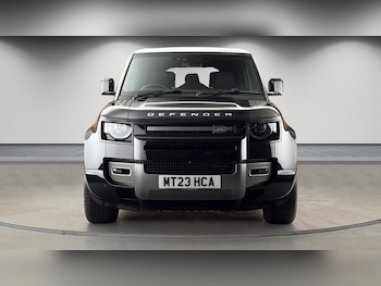 Used Land Rover Defender 130 2023 for sale - 78583875: Photo