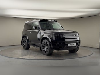 Used Land Rover Defender 90 2021 for sale - 76133141: Photo