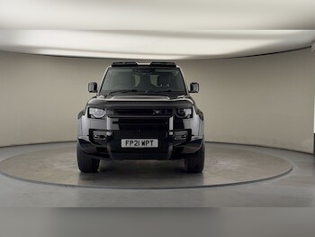 Used Land Rover Defender 90 2021 for sale - 76133141: Photo