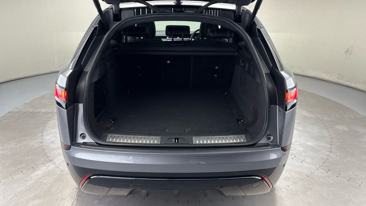 Used Land Rover Range Rover Velar 2021 for sale - 76821427: Photo 11