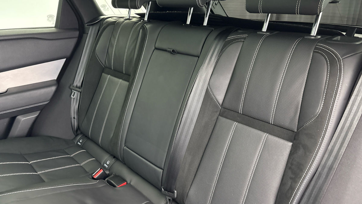 Used Land Rover Range Rover Velar 2021 for sale - 76821427: Photo 8