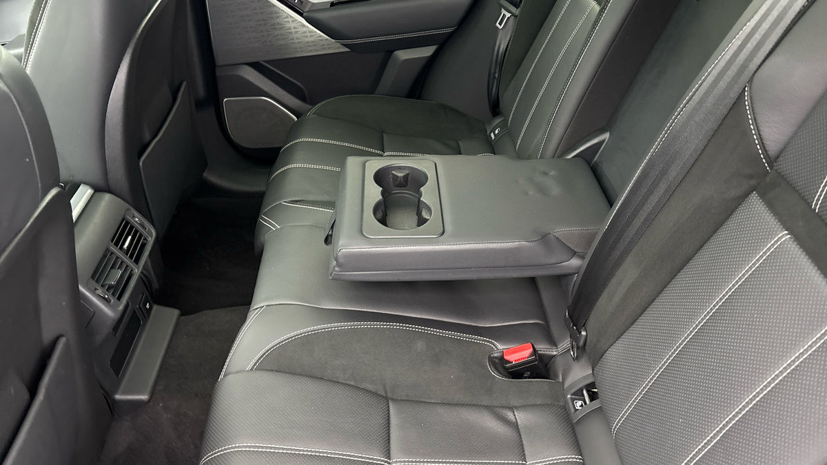 Used Land Rover Range Rover Velar 2021 for sale - 76821427: Photo 9