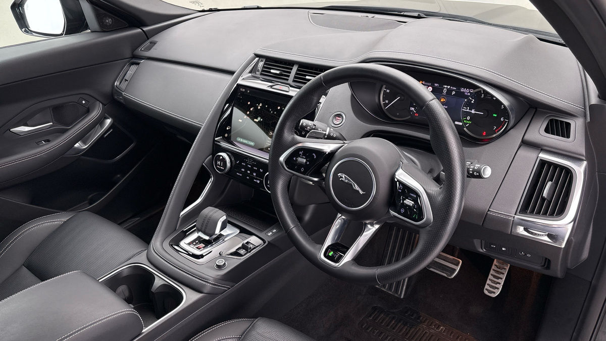 Used Jaguar E-Pace 2022 for sale - 76482713: Photo 5