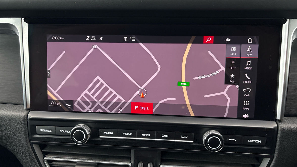 Used Porsche Macan 2021 for sale - 76470846: Photo 17