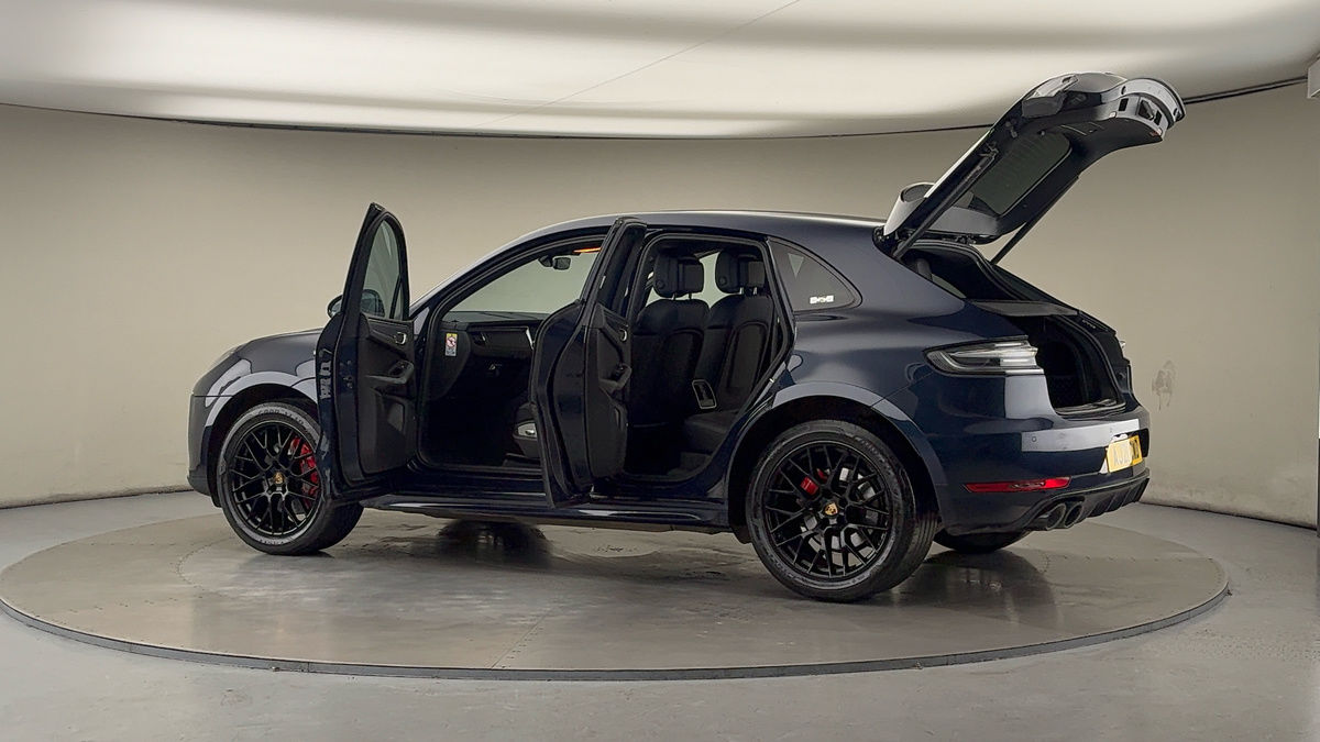 Used Porsche Macan 2021 for sale - 76470846: Photo 46