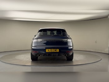 Used Porsche Macan 2021 for sale - 76470846: Photo