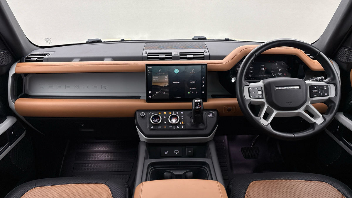 Used Land Rover Defender 110 2023 for sale - 77521791: Photo 12