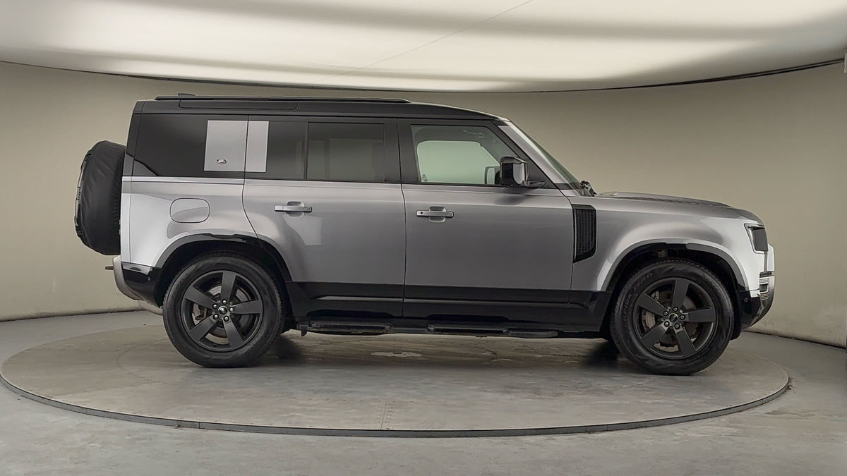 Used Land Rover Defender 110 2023 for sale - 77521791: Photo 16