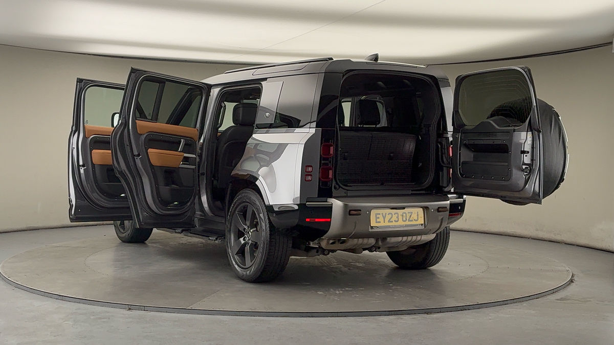 Used Land Rover Defender 110 2023 for sale - 77521791: Photo 23