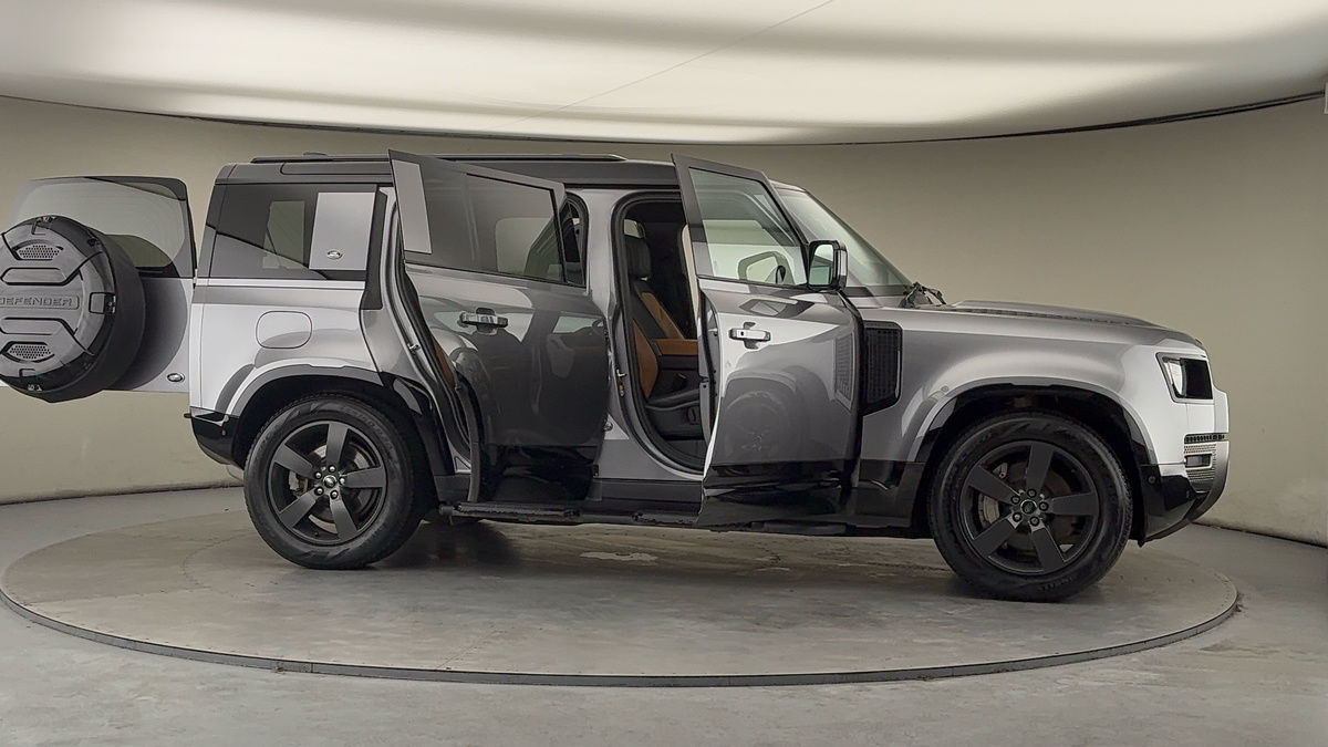 Used Land Rover Defender 110 2023 for sale - 77521791: Photo 57