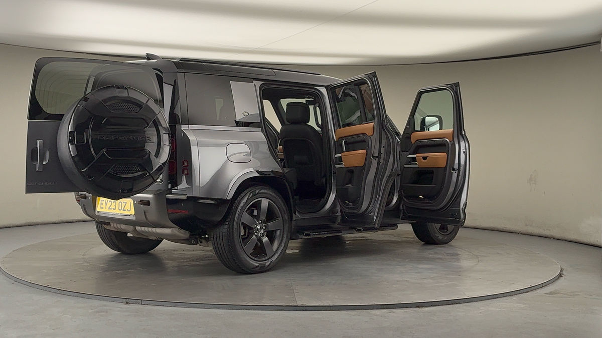 Used Land Rover Defender 110 2023 for sale - 77521791: Photo 60