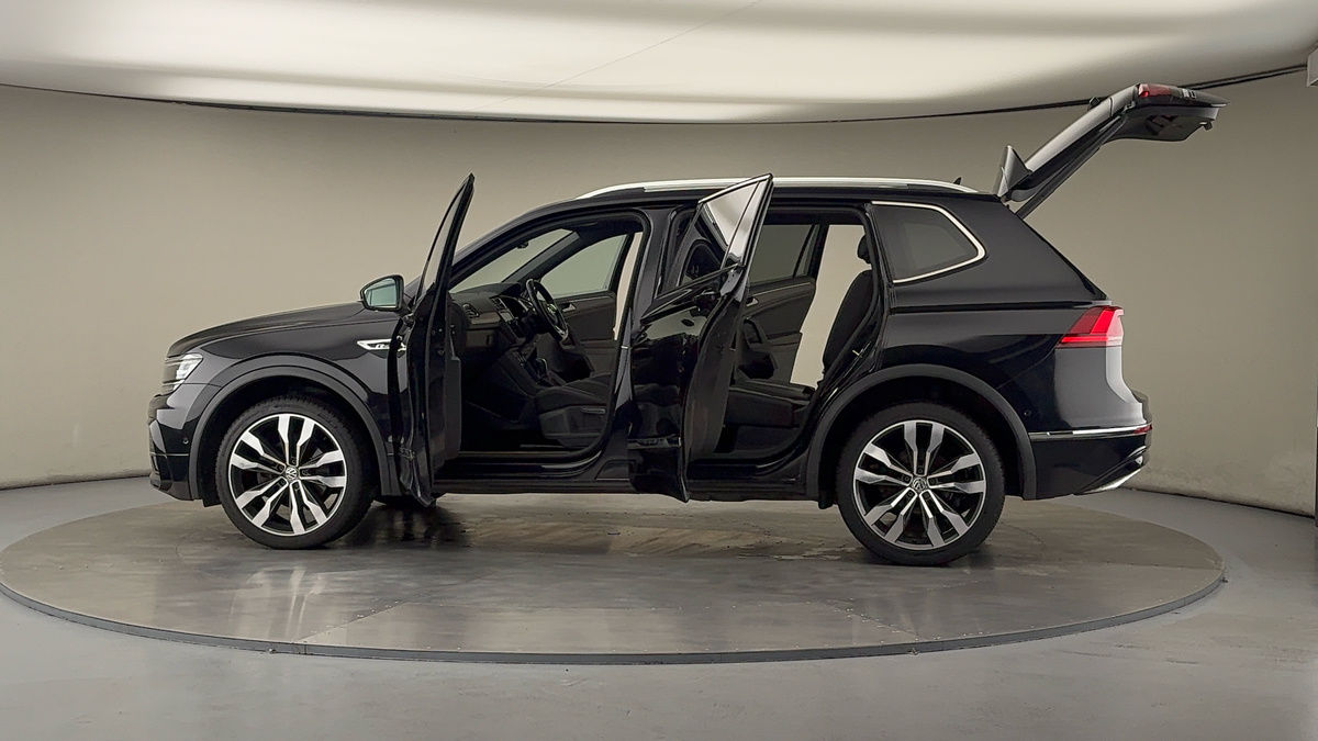 Used Volkswagen Tiguan Allspace 2021 for sale - 75924520: Photo 48