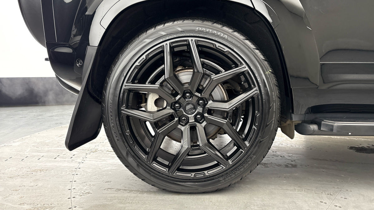 Used Land Rover Defender 110 2023 for sale - 77548026: Photo 10