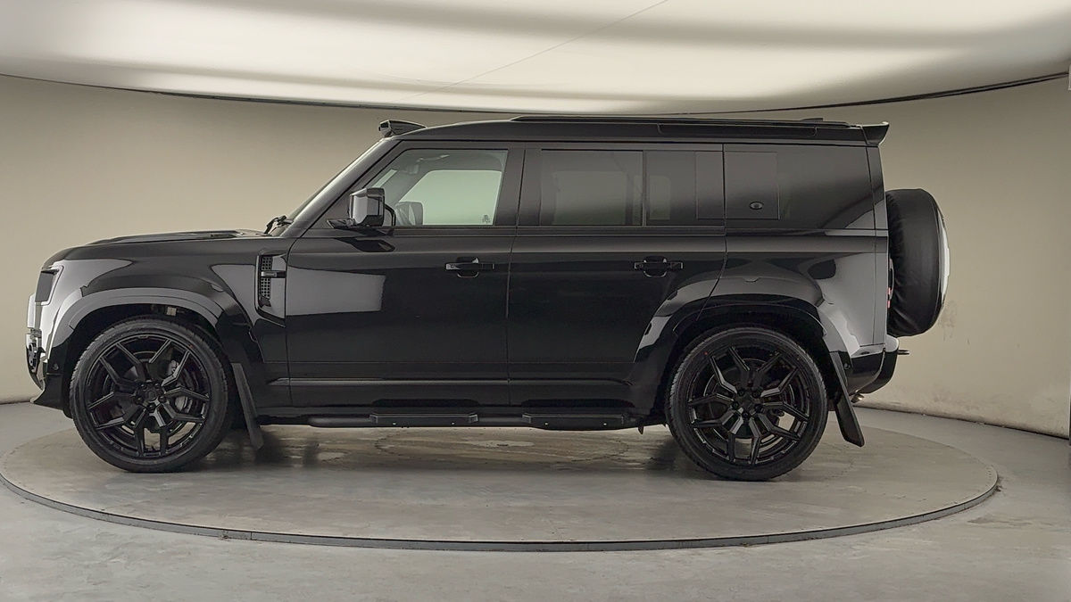 Used Land Rover Defender 110 2023 for sale - 77548026: Photo 15