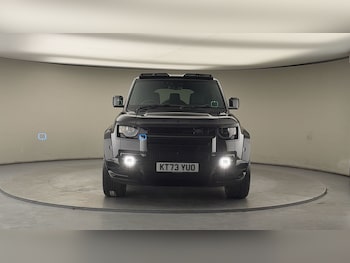 Used Land Rover Defender 110 2023 for sale - 77548026: Photo